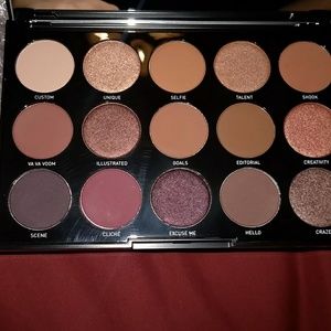 Morphe palette 15N with 2 blending brushes